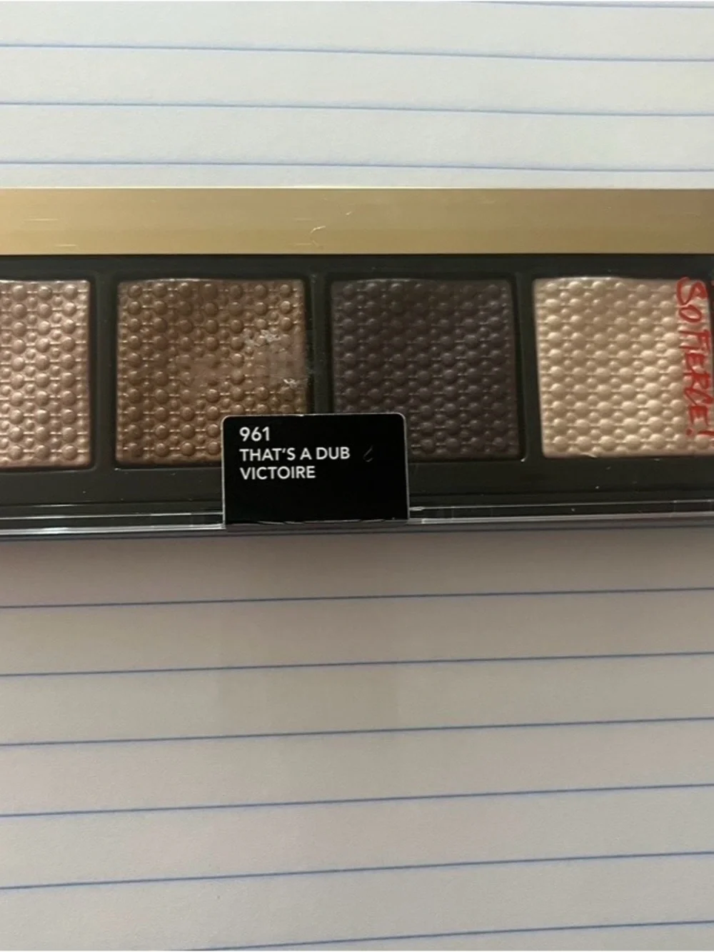 Revlon Neutral Shimmer Eyeshadow Palette - Beige, Bronze, Brown, Pearl